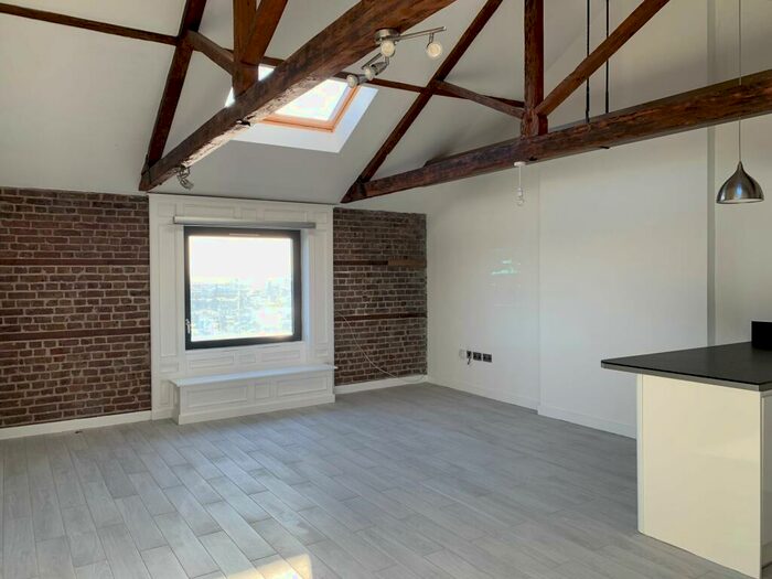 1 Bedroom Flat To Rent In Harbour Parade, Ramsgate, CT11