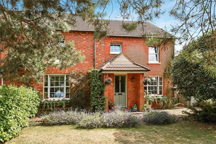 3 Bedroom Semi-Detached House For Sale In Bletchley Road, Shenley Brook End, Milton Keynes, Buckinghamshire, MK5