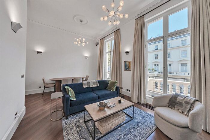 2 Bedroom Flat For Sale In Randolph Avenue, London, W9