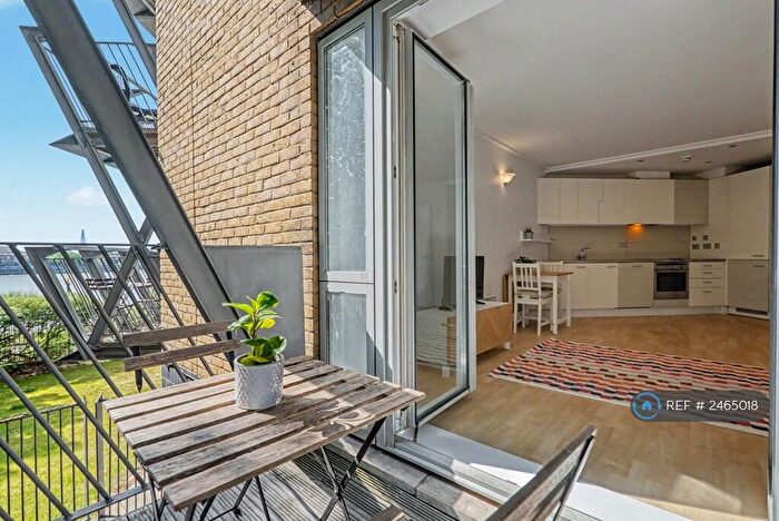 1 Bedroom Flat To Rent In Naxos Building, London, E14