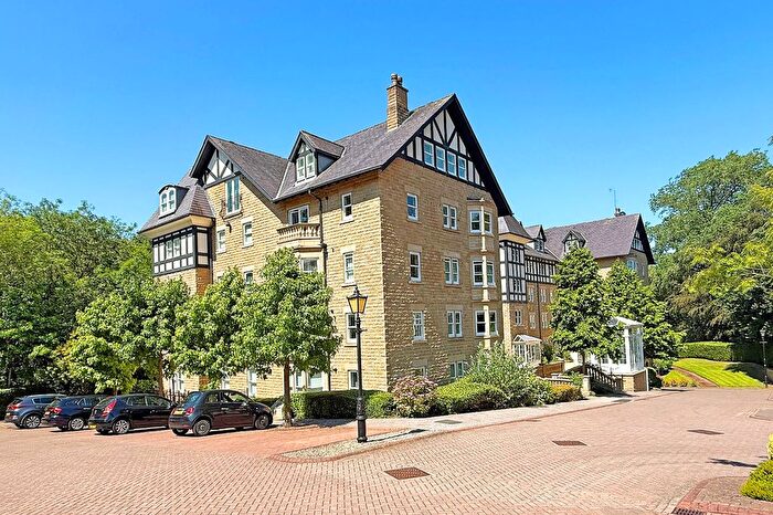 2 Bedroom Flat For Sale In Portland Crescent, Harrogate, HG1