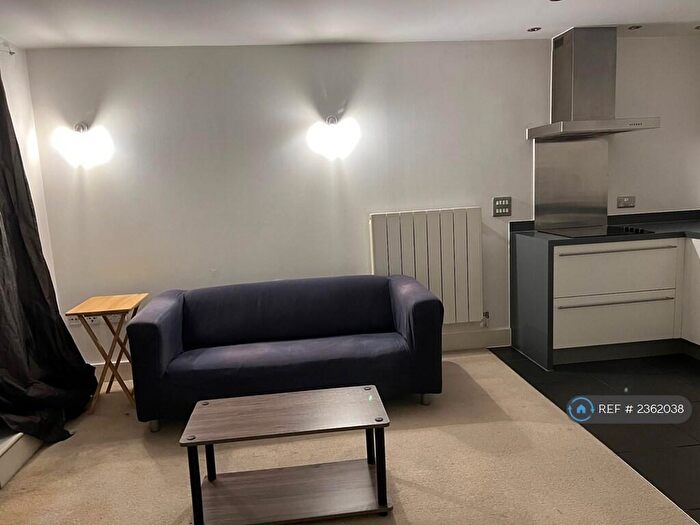 1 Bedroom Flat To Rent In Cadogan Road, London, SE18