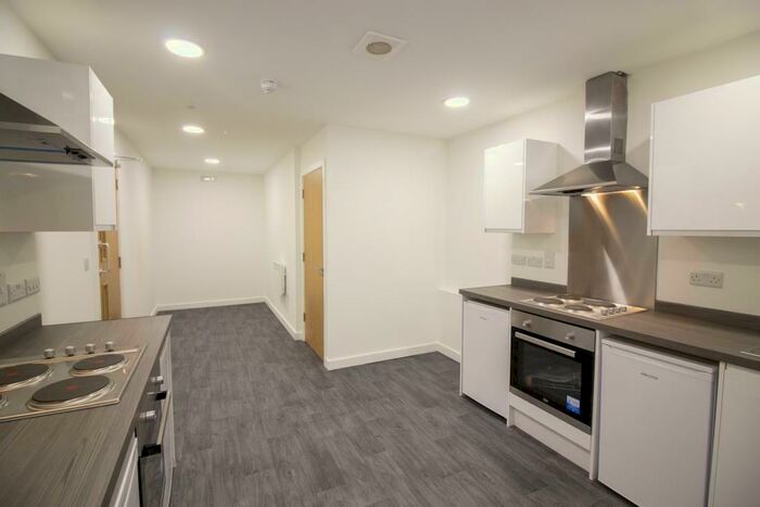 Studio To Rent In Colonnade Building, Sunbridge Road, Bradford, BD1