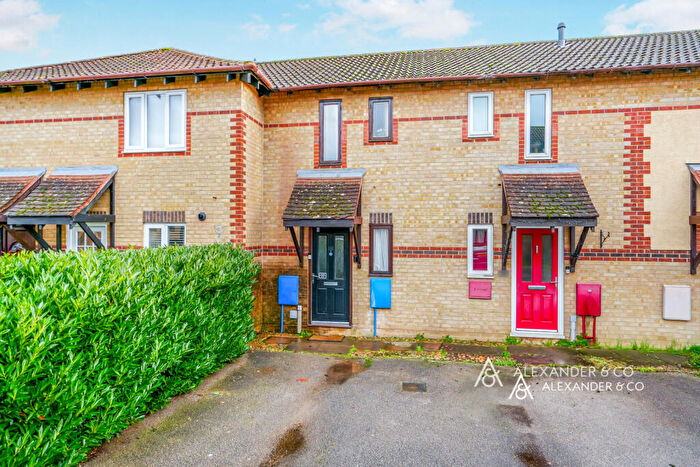 1 Bedroom Terraced House To Rent In Cypress Gardens, Bicester, Oxfordshire, OX26