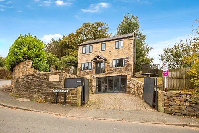 4 Bedroom Detached House For Sale In Moor End, Halifax, HX2
