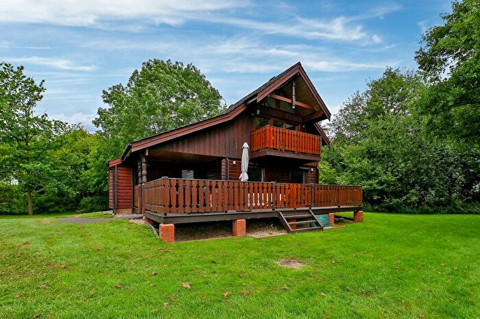3 Bedroom Detached House To Rent In Harleyford, Henley Road, Marlow, Buckinghamshire, SL7