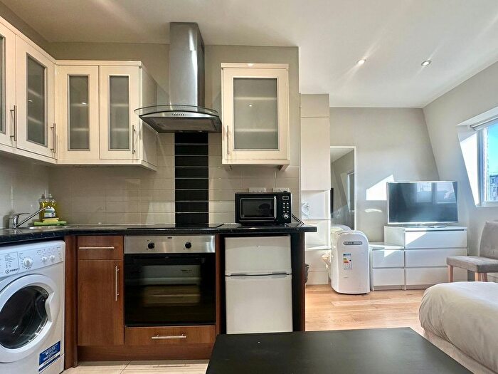 14 Bedroom Block Of Flats For Sale In Cromwell Road, South Kensington, London, SW5