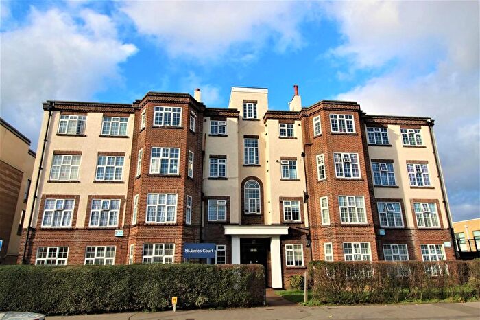 Studio For Sale In St. James's Road, Croydon, CR0