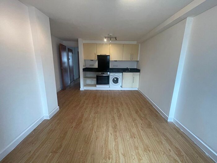 2 Bedroom Flat To Rent In High Street, Harrow, HA3