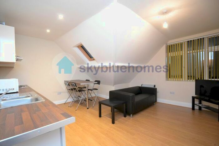 1 Bedroom Flat To Rent In East Park Road, Leicester LE5
