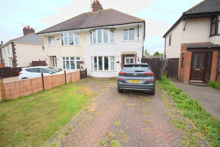 3 Bedroom Semi-Detached House To Rent In Northampton Road, Broughton, NN14