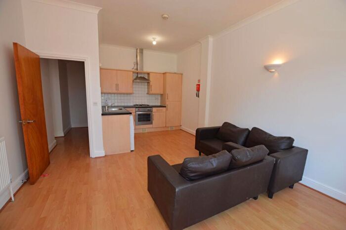 1 Bedroom Flat To Rent In Cranbrook Road, IG1