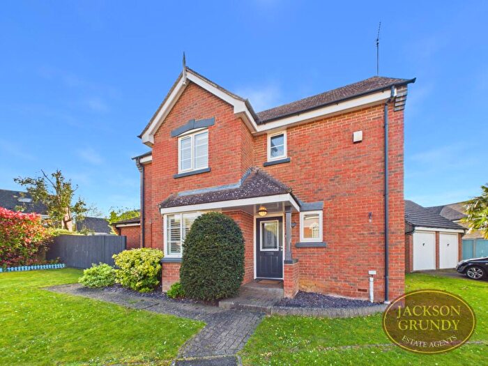 4 Bedroom Detached House For Sale In Cornflower Close, Grange Park, NN4