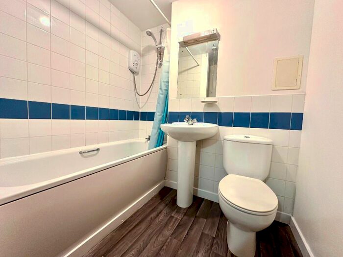 Studio To Rent In Blackfriars Road, City Centre, Glasgow, G1