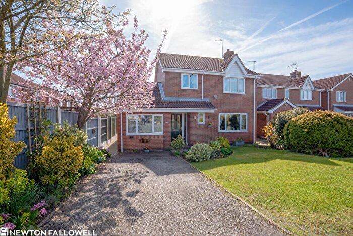 4 Bedroom Detached House For Sale In Chestnut Way, Tuxford, NG22