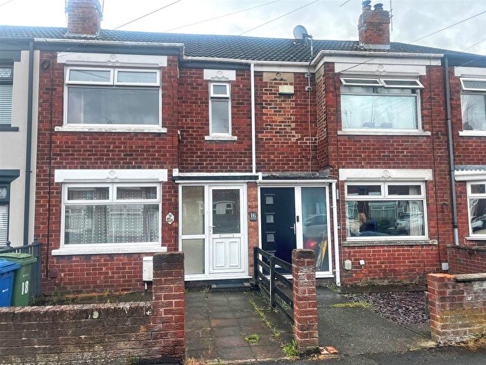 3 Bedroom Terraced House For Sale In Bromwich Road, Willerby, Hull, HU10