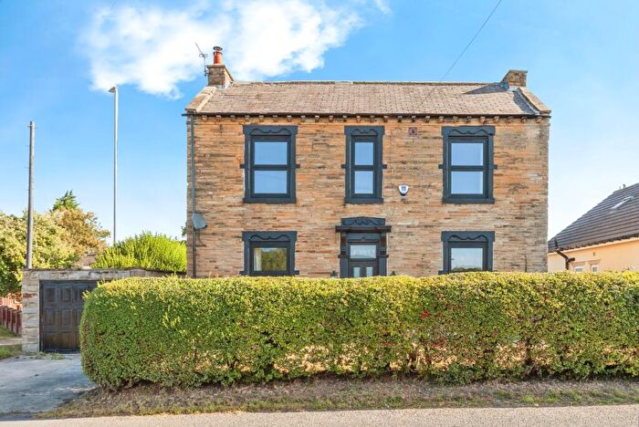 3 Bedroom Detached House For Sale In Westfield Road, Rothwell, Leeds, West Yorkshire, LS26