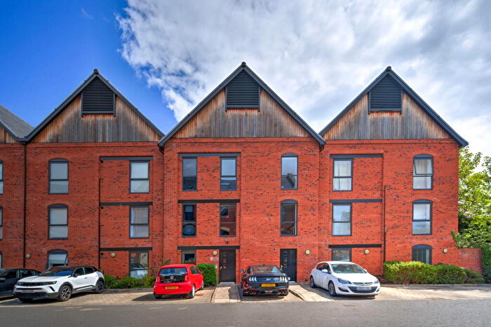 2 Bedroom Apartment For Sale In , Lock Court, Upper Cambrian Road, Chester, Cheshire, CH1