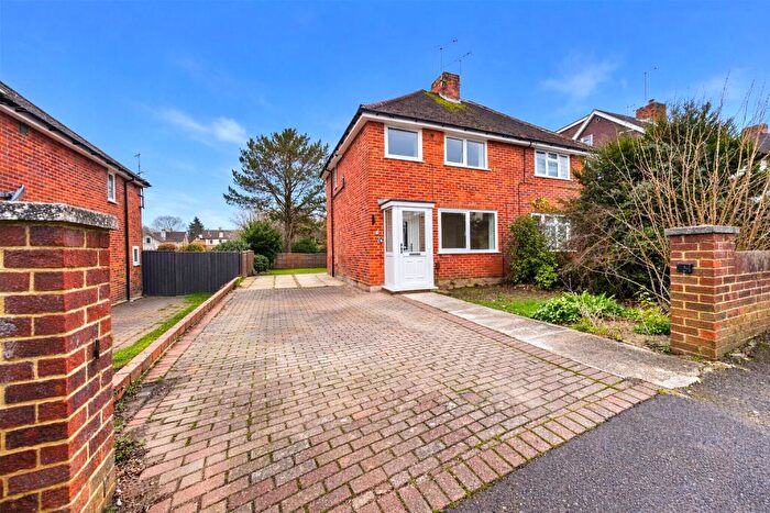 3 Bedroom Semi Detached House For Sale In Forest Hill, Tilehurst, Reading, Berkshire, RG30