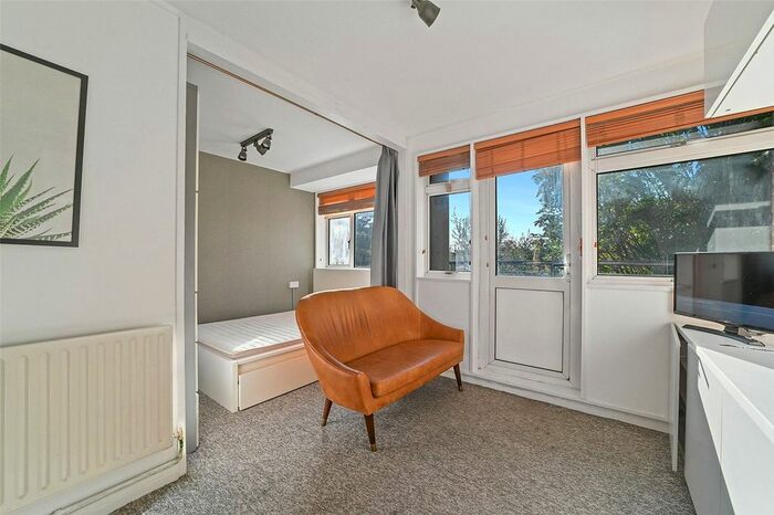 Studio To Rent In Solander Gardens, London, E1