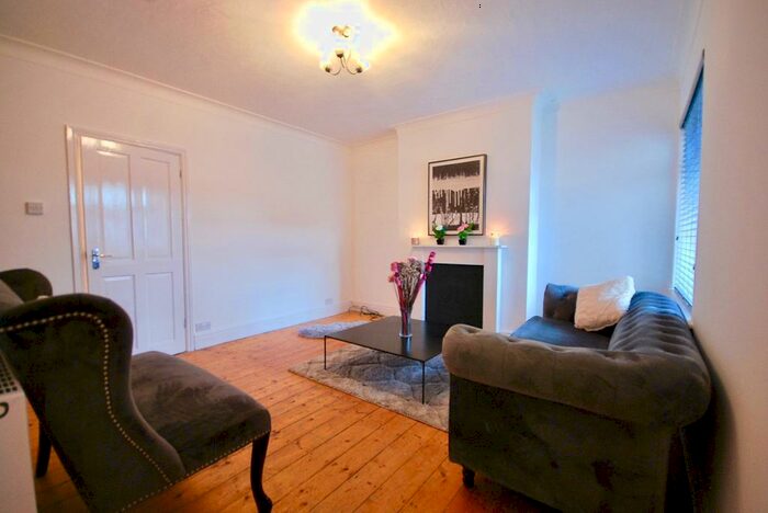 4 Bedroom Terraced House To Rent In Kingswood Road, Fallowfield, Manchester, M14