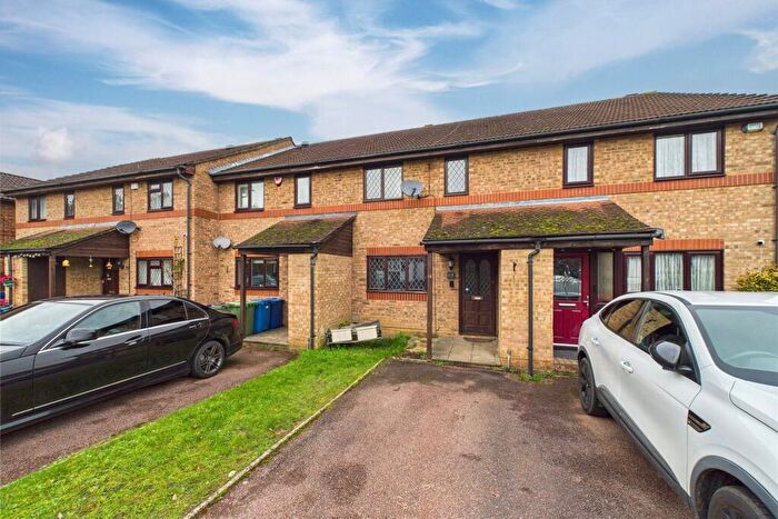 3 Bedroom Terraced House For Sale In Chesterblade Lane, Bracknell, Berkshire, RG12