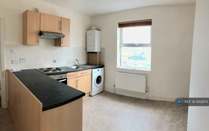 Studio To Rent In Coronation Rd, Bristol, BS3
