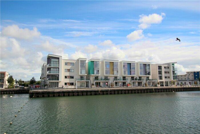 4 Bedroom Terraced House To Rent In Martingale Way - Portishead Marina, BS20