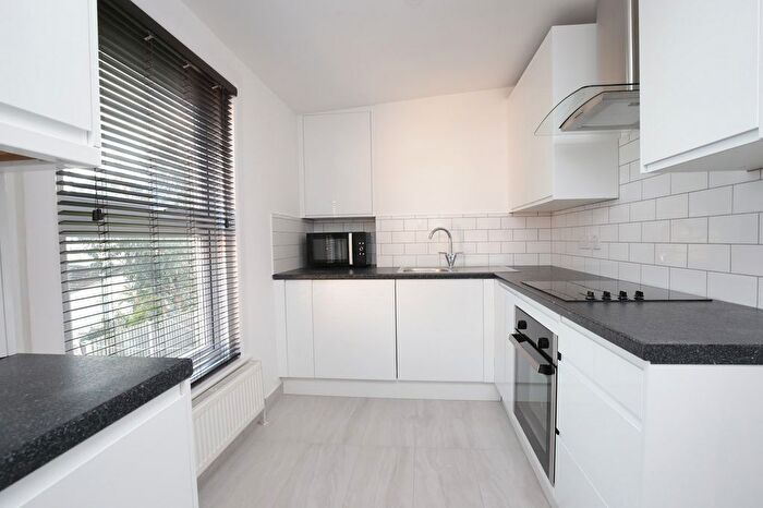 2 Bedroom Flat To Rent In Hockliffe Road, Leighton Buzzard, Bedfordshire, LU7