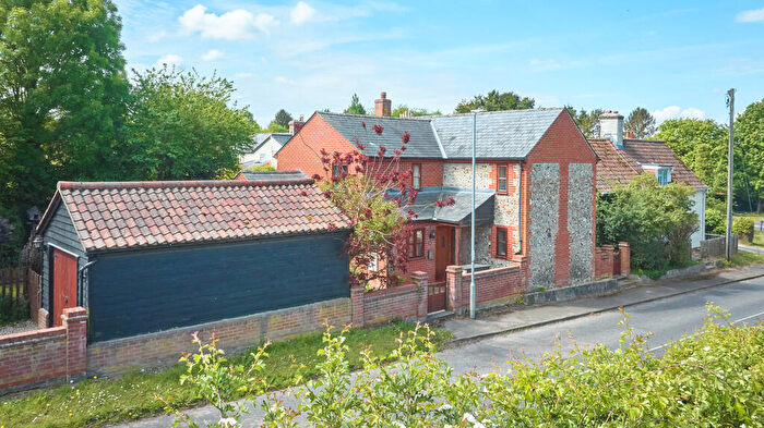 3 Bedroom Detached House For Sale In Cheveley, Newmarket, Suffolk, CB8