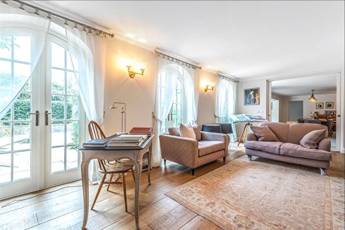 6 Bedroom Property To Rent In Archway Street, Barnes, SW13
