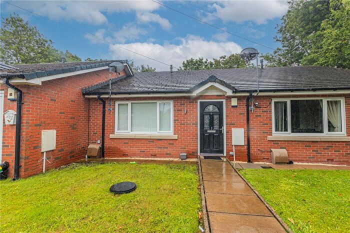 2 Bedroom Bungalow For Sale In Garden Mews, Syke, Rochdale, OL12
