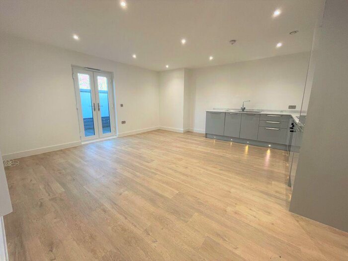 2 Bedroom Apartment To Rent In Aspect Point, Peterborough, PE1