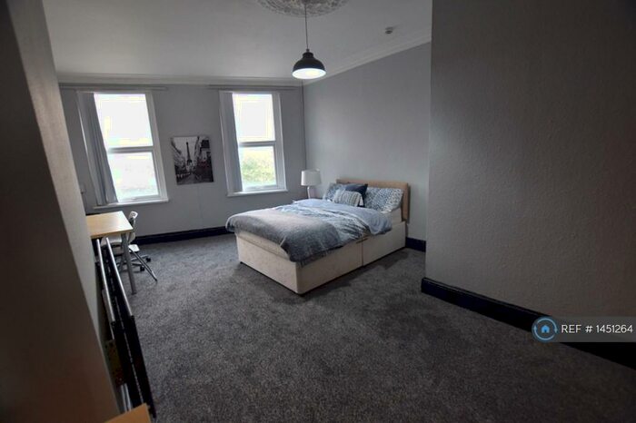 3 Bedroom Flat To Rent In Church Road, Wavertree, Liverpool, L15