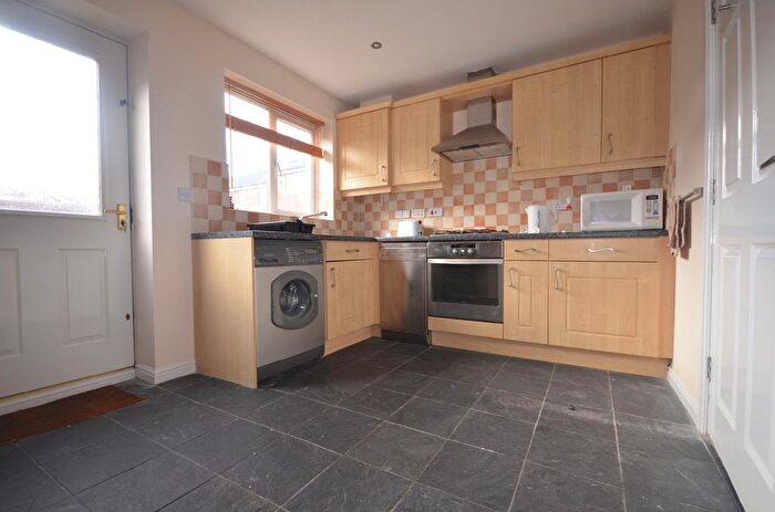 3 Bedroom Semi Detached House To Rent In Foster Drive, Gateshead, NE8