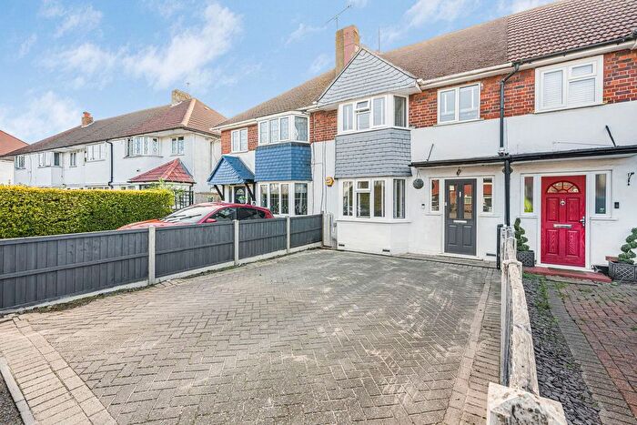 3 Bedroom Terraced House For Sale In Ashridge Way, Sunbury-On-Thames, TW16
