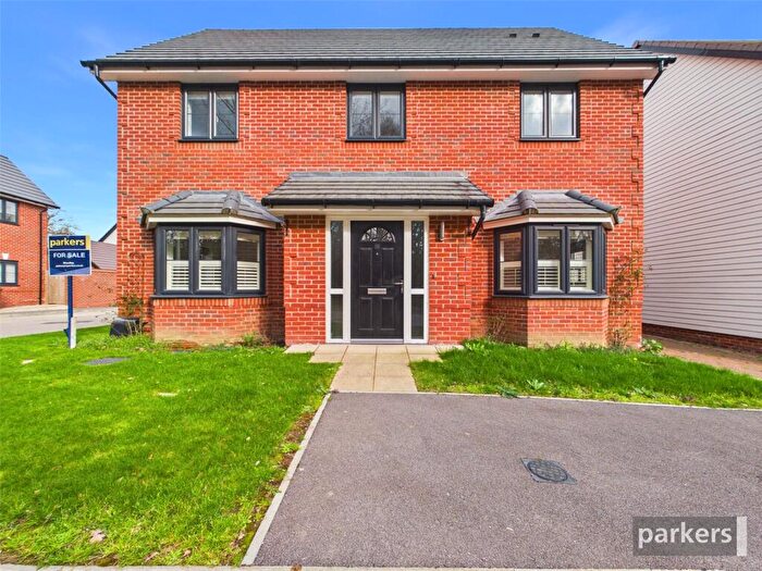 5 Bedroom Detached House For Sale In Rye Way, Finchwood Park, Wokingham, Berkshire, RG40