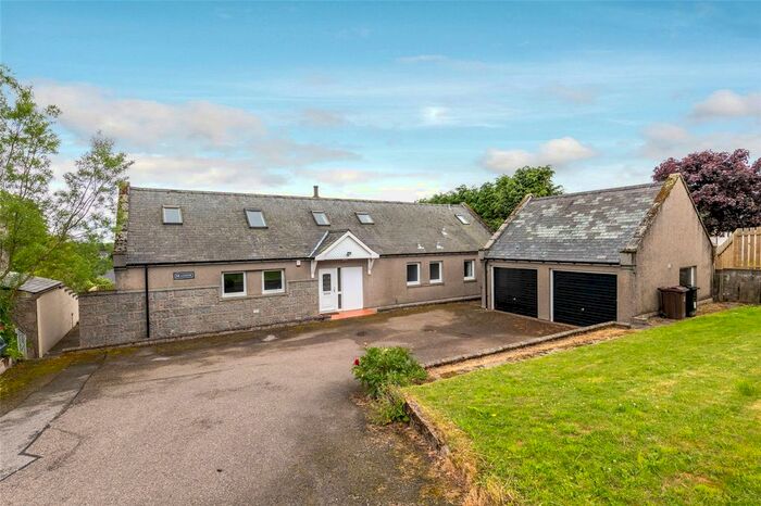 4 Bedroom Detached House To Rent In Braeside, Kingswells, Aberdeen, AB15