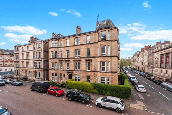 3 Bedroom Flat For Sale In / Derby Street, Finnieston, G3