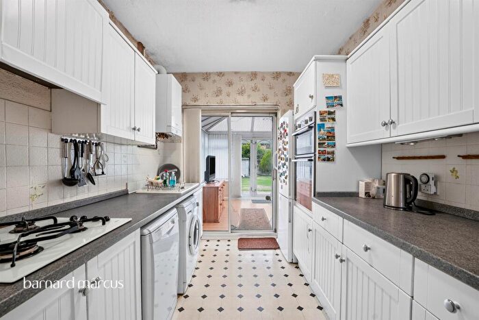 3 Bedroom Terraced House For Sale In Tamworth Park, Mitcham, CR4