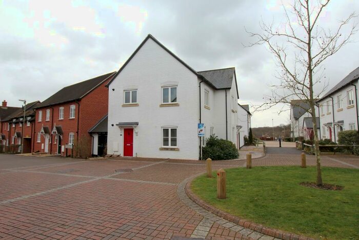 2 Bedroom Ground Flat To Rent In Camellia Way, Whiteley, PO15