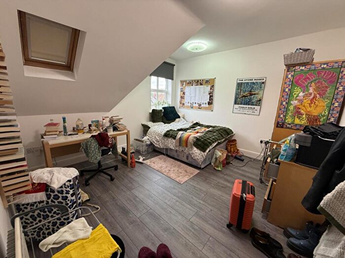 3 Bedroom Property To Rent In Denison Road, Victoria Park, £pppw, M14