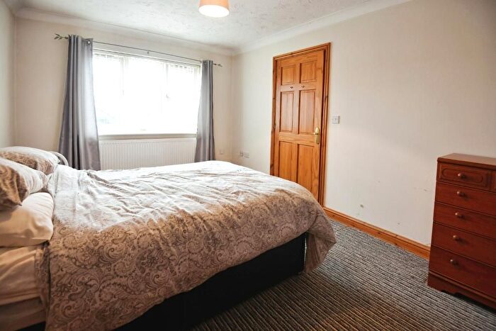 2 Bedroom Semi-Detached Bungalow For Sale In Walnut Close, Wisbech St Mary, Wisbech, PE13