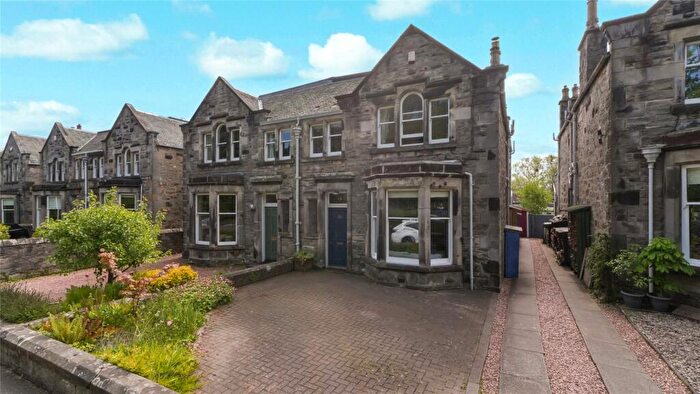 4 Bedroom Semi-Detached House For Sale In Balwearie Road, Kirkcaldy, Fife, KY2