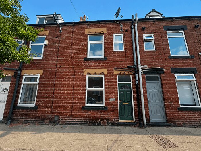 3 Bedroom Terraced House To Rent In Milgate Street, Royston, Barnsley, S71