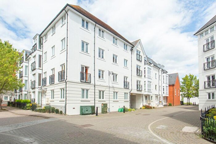 1 Bedroom Flat For Sale In Old Watling Street, Canterbury, Kent, CT1
