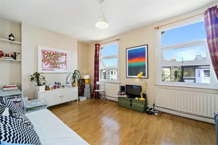 1 Bedroom Flat To Rent In Starfield Road, Shepherds Bush, London, W12