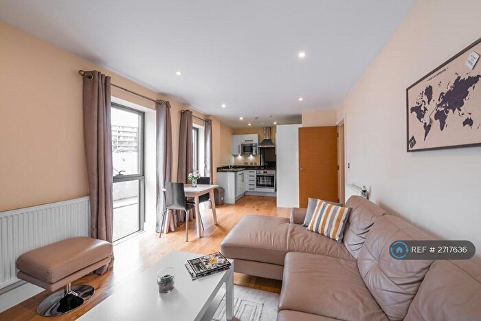2 Bedroom Flat To Rent In Mercury House, London, E16