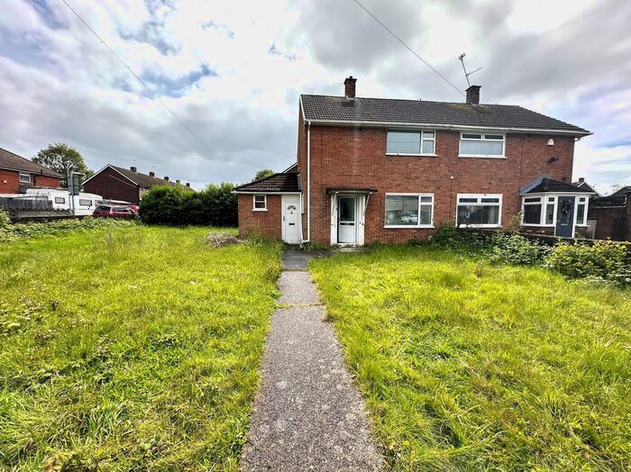 2 Bedroom Property To Rent In Burnham Avenue, Llanrumney, Cardiff., CF3