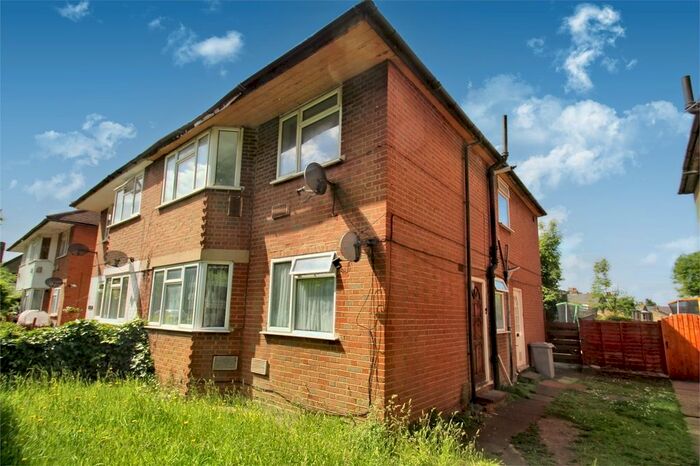 2 Bedroom Maisonette To Rent In Whitehall Road, Uxbridge, Middlesex, UB8